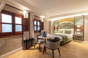 Decoración personalizada, sistema de insonorización y wifi gratis 