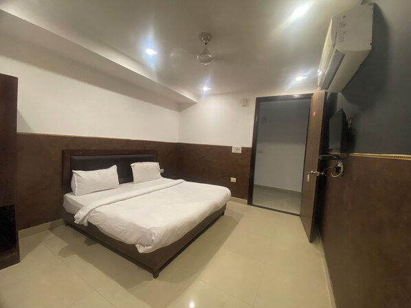 豪華雙人房 | 埃及棉床單、高級寢具、羽絨被、舒適加層