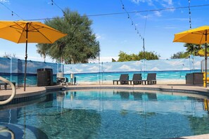 Pool - Spacious Fun Retreat - Perfect For Group Bonding (Phoenix)