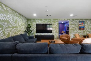 TV, offices