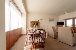 Dining - Higher Gills Farm, Stunning Views, 4 bedroom (Clitheroe)