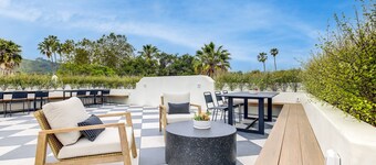 Casa De La Vina Unit 4 - Boutique Suites