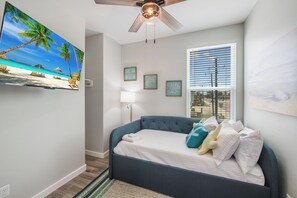 4 عدّة غرف نوم ومكواة/لوح كي وواي فاي مجانًا وملاءات أسرّة