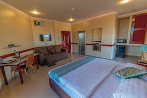 Comfort Room, 1 King Bed, Balcony, City View
