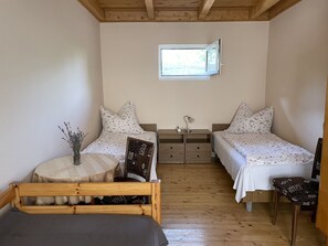 5 habitaciones, wifi y ropa de cama 