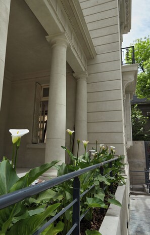 Exterior - Hestia at Pasaje Calas (Buenos Aires)