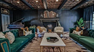 Älytelevisio, kirjoja