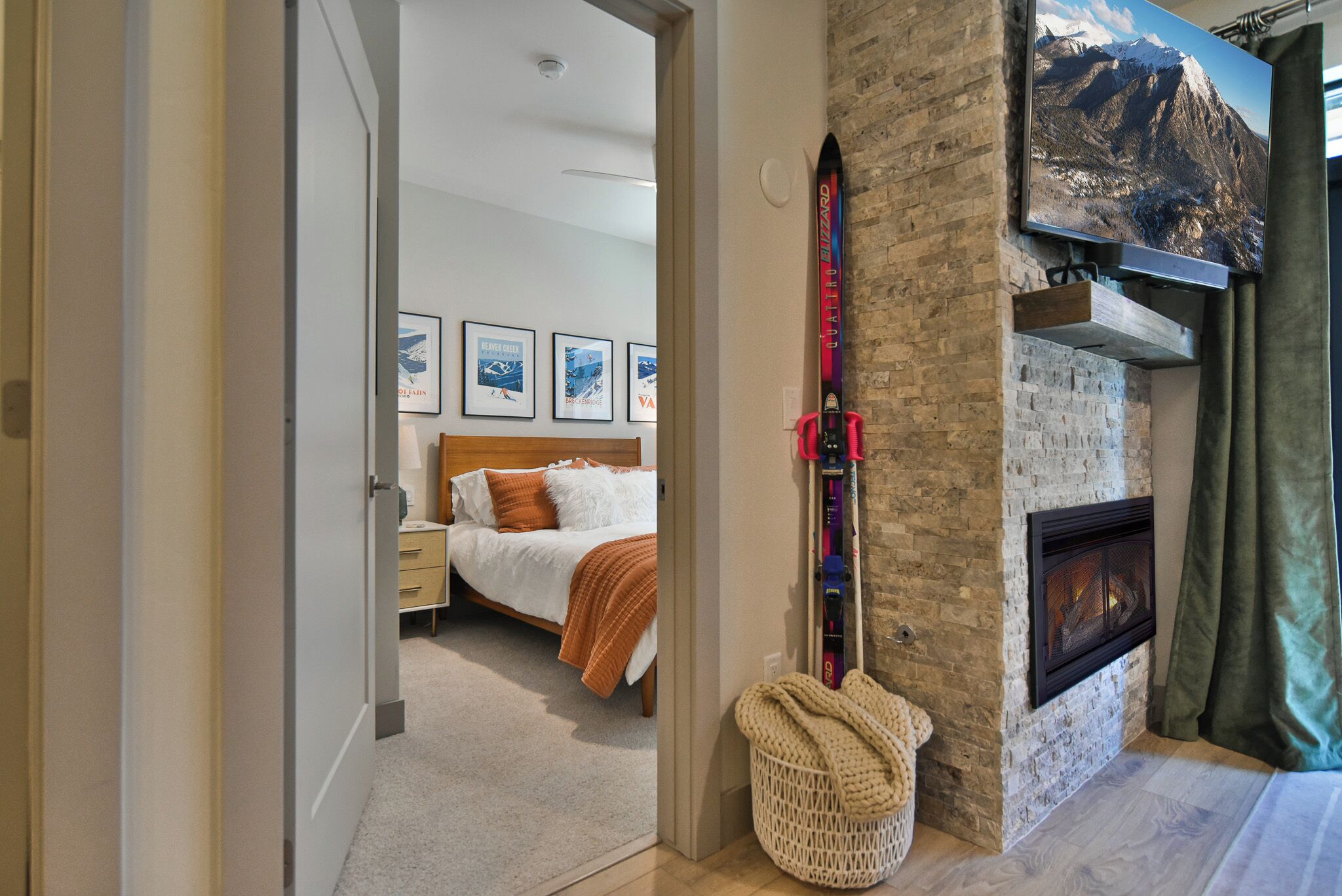 2 bedrooms, desk, iron/ironing board, free WiFi