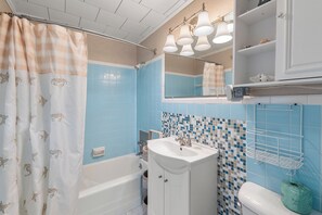 Bathroom - Barefoot Joy: Short Walk to Beach/Pier | Pets OK (Kill Devil Hills)