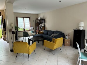 TV, videospill, DVD-spiller og fotballspill