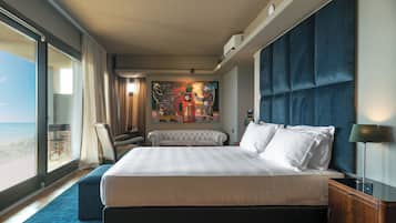 Suite Panoramique, balcon, vue mer | 1 chambre, minibar, coffres-forts dans les chambres, Wi-Fi gratuit