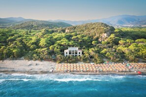 Front of property - SUNSET VILLA  (Castiglione della Pescaia)