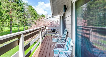 Carbondale Condo w/ Balcony & On-site Fly Fishing!