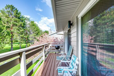 Carbondale Condo w/ Balcony & On-site Fly Fishing!
