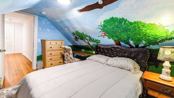 House (3 Bedrooms) | 3 bedrooms, bed sheets