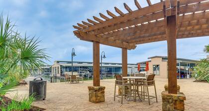 Lake LBJ Condo w/ Private Balcony, Lake Views