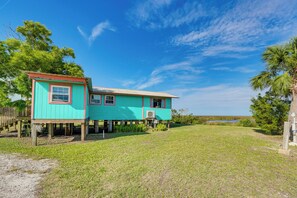 Apartment (0 Bedroom) | Front of property - Waterfront Perry Home: Rooftop Deck, Pets Welcome! (Perry)