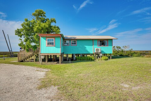 Waterfront Perry Home: Rooftop Deck, Pets Welcome!