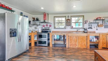 Apartment (0 Bedroom) | Interior