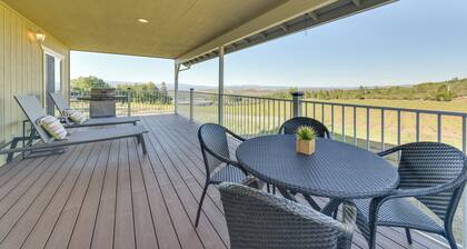 Kelseyville Cottage: Private Deck & On-site Winery