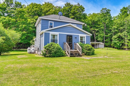 Charming Catskills Getaway: Hike, Bike, Sip & More