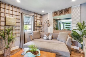 Apartment (1 Bedroom) | Interior