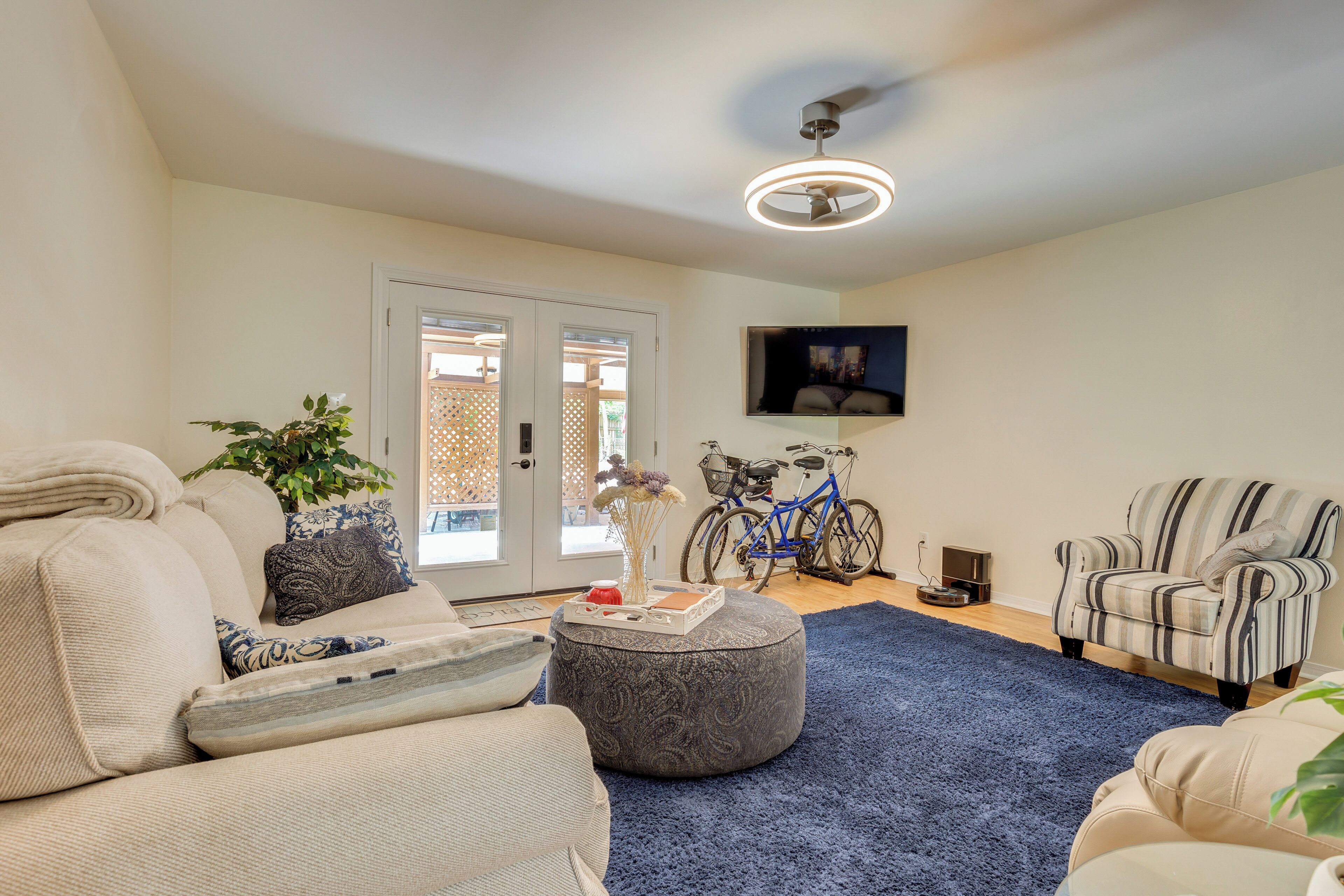 Lejlighed (2 Bedrooms) | Opholdsområde | Bøger