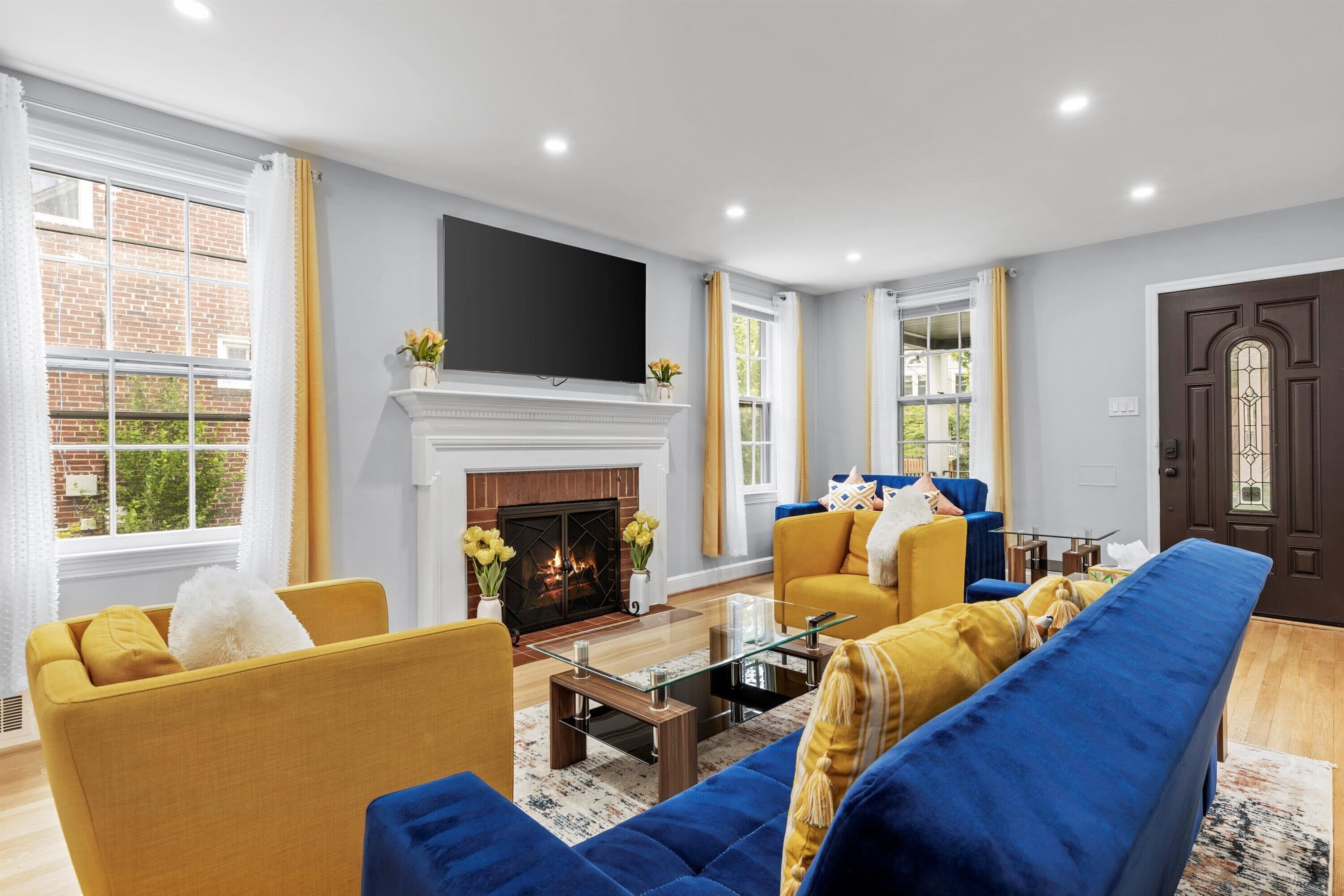 Modern 5-BR, Walk to Downtown Silver Spring, METRO