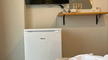 Chambre Double Standard, balcon | Literie de qualité supérieure, articles gratuits dans le mini-bar