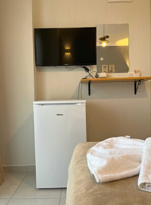 Standard-Doppelzimmer, Balkon, Gartenblick | 1 Schlafzimmer, hochwertige Bettwaren, kostenlose Minibar