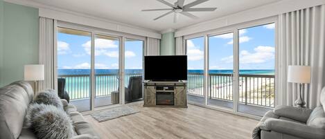 Televisión, chimenea