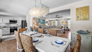 Unclassified image, 4 of 50, button - So Beachy Chic. Coastal Retreat with Private Pool (Holmes Beach)