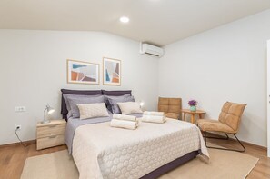 1 quarto, ferros/tábuas de passar roupa, Wi-Fi, roupa de cama