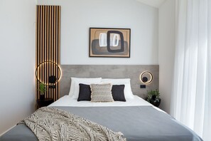 3 chambres, fer et planche à repasser, Wi-Fi, draps fournis