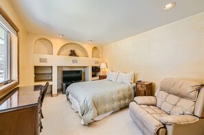 Casa, 4 habitaciones | 4 dormitorios, espacio para trabajar con un portátil, wifi gratis
