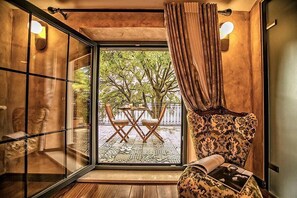 Deluxe Double or Twin Room, Balcony, Lake View | Terrace/patio