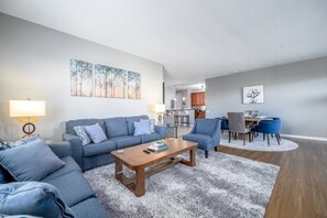 Apartment, 3 Schlafzimmer | Wohnbereich