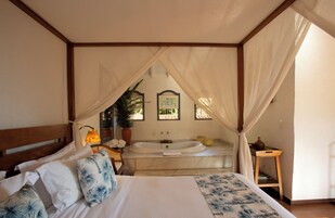 Master Suíte | Egyptian cotton sheets, premium bedding, free WiFi, bed sheets