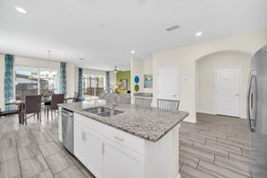 Villa, 6 Bedrooms | Private kitchen - 4710kings 6 Bedroom Villa by RedAwning (Kissimmee)