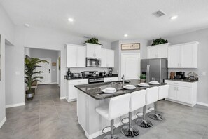 Nhà, 6 phòng ngủ | Bếp riêng