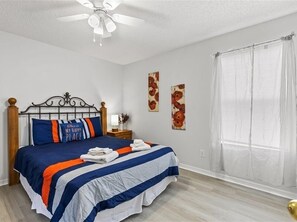 Casa, 6 habitaciones | 6 habitaciones, wifi gratis y ropa de cama 