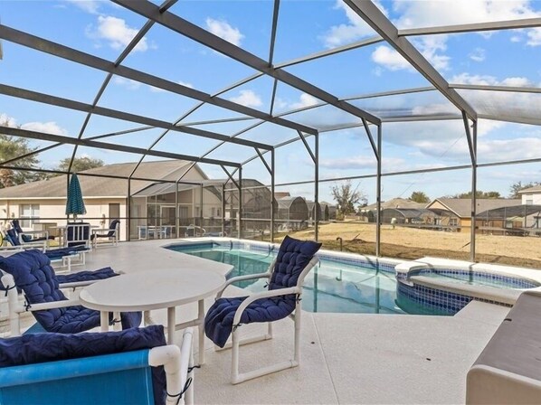 Casa, 6 habitaciones | Alberca | Alberca climatizada 