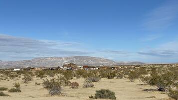 House, 1 Bedroom | Bathroom | Hair dryer, towels