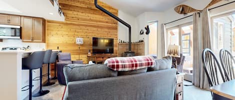Appart'hôtel, 2 chambres | Coin séjour