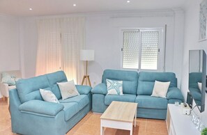 Living area - Apartamento Dalí   . (Conil de la Fra.)