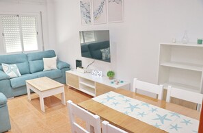 Living area - Apartamento Dalí   . (Conil de la Fra.)
