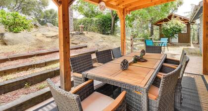 Yosemite Wellbeing Retreat on 5 Acres w/ Mtn Views