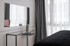 2 bedrooms, in-room safe, iron/ironing board, travel crib - Syntagma Mitropoleos Residence (Athina)