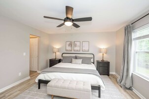 5 dormitorios, decoración individual, mobiliario individual