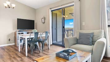 Condo, Multiple Beds, Balcony, Golf View (The Golf Front Duo) | Living area